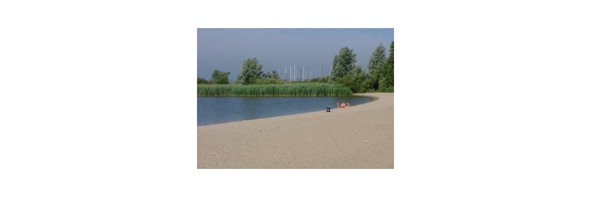 Een uniek grootschalig recreatiepark nabij de kust en water in Zuid-Holland